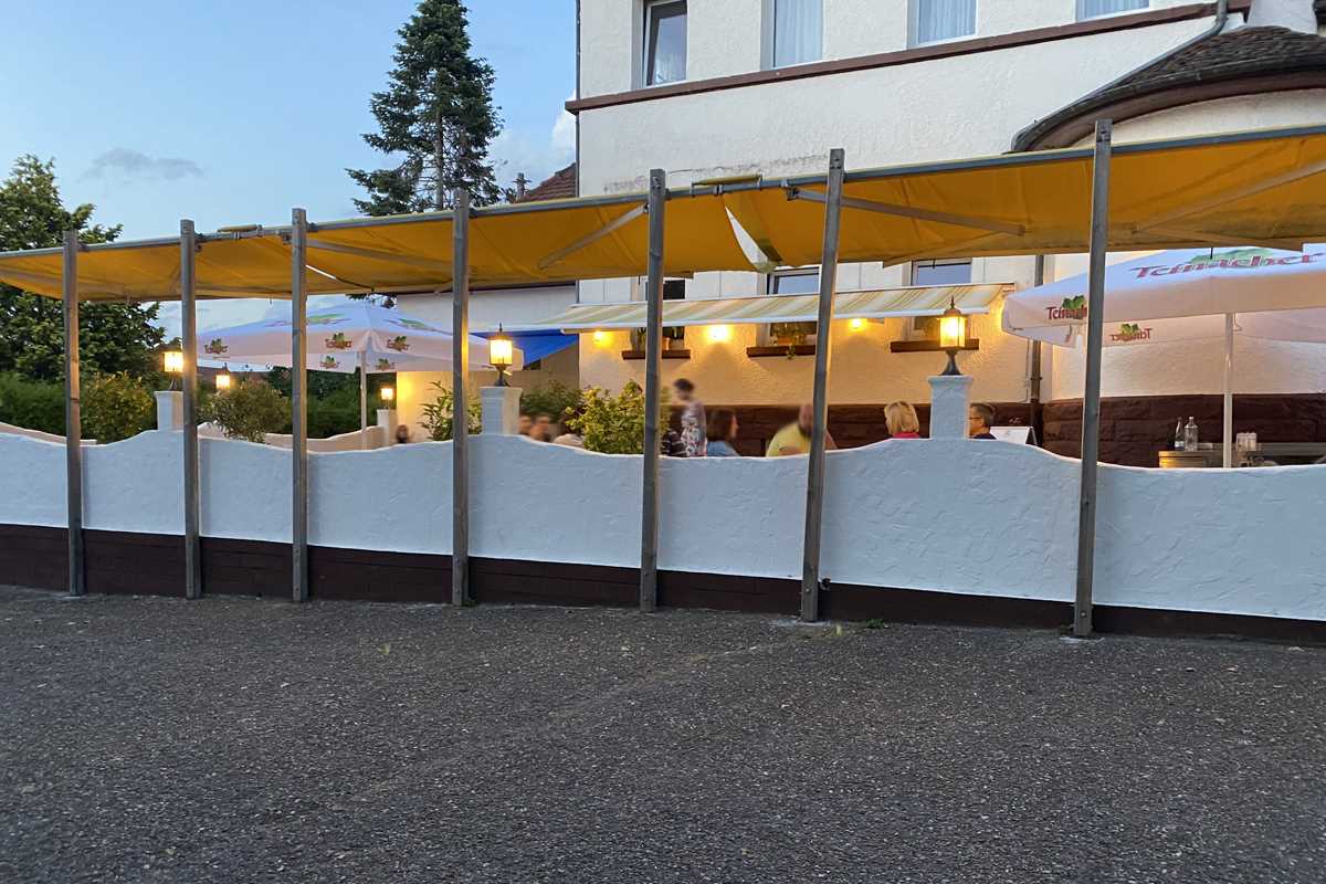 Draußen & Biergarten11