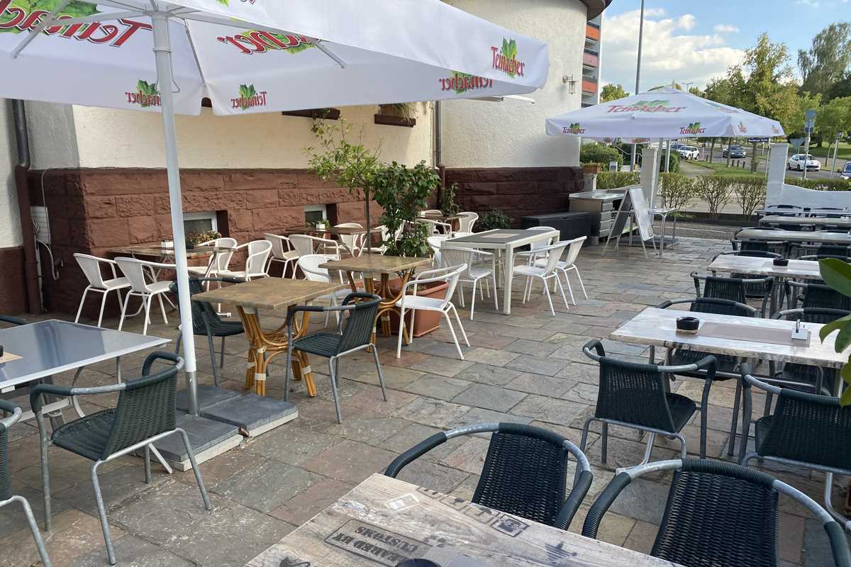 Draußen & Biergarten15